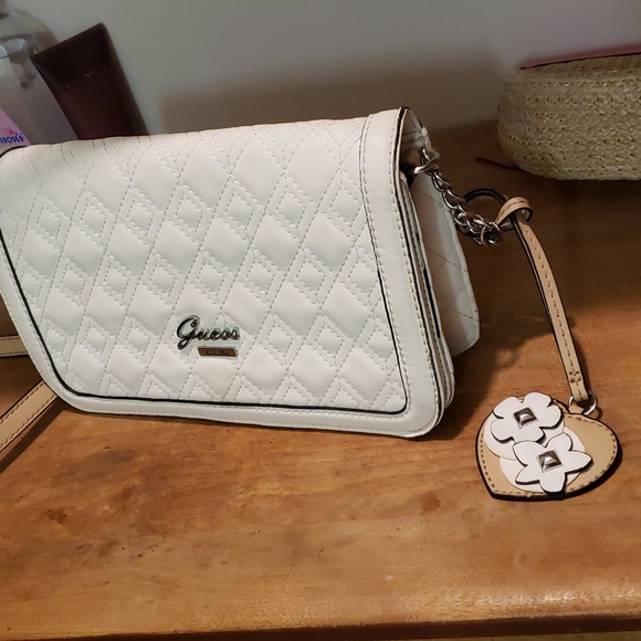 GUESS bag - Picture 4 of 5